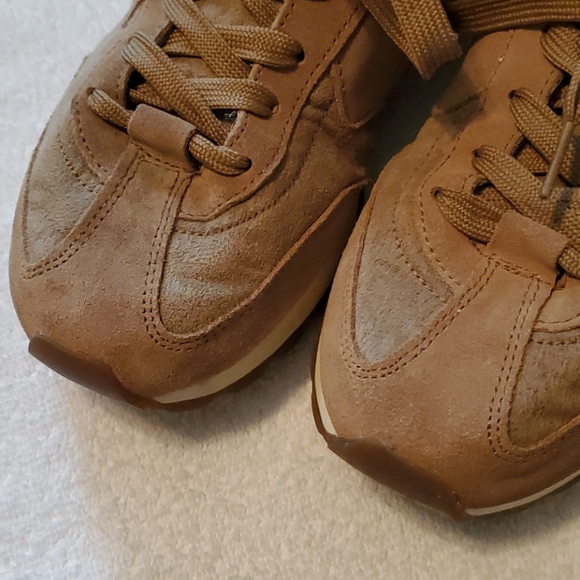 *SOLD*Roxy Shoes size 9 - Picture 3 of 10